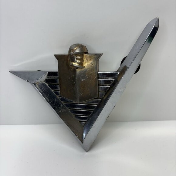 1956‎ Dodge Royal badge ornament emblem 1646315-L - Picture 5 of 13